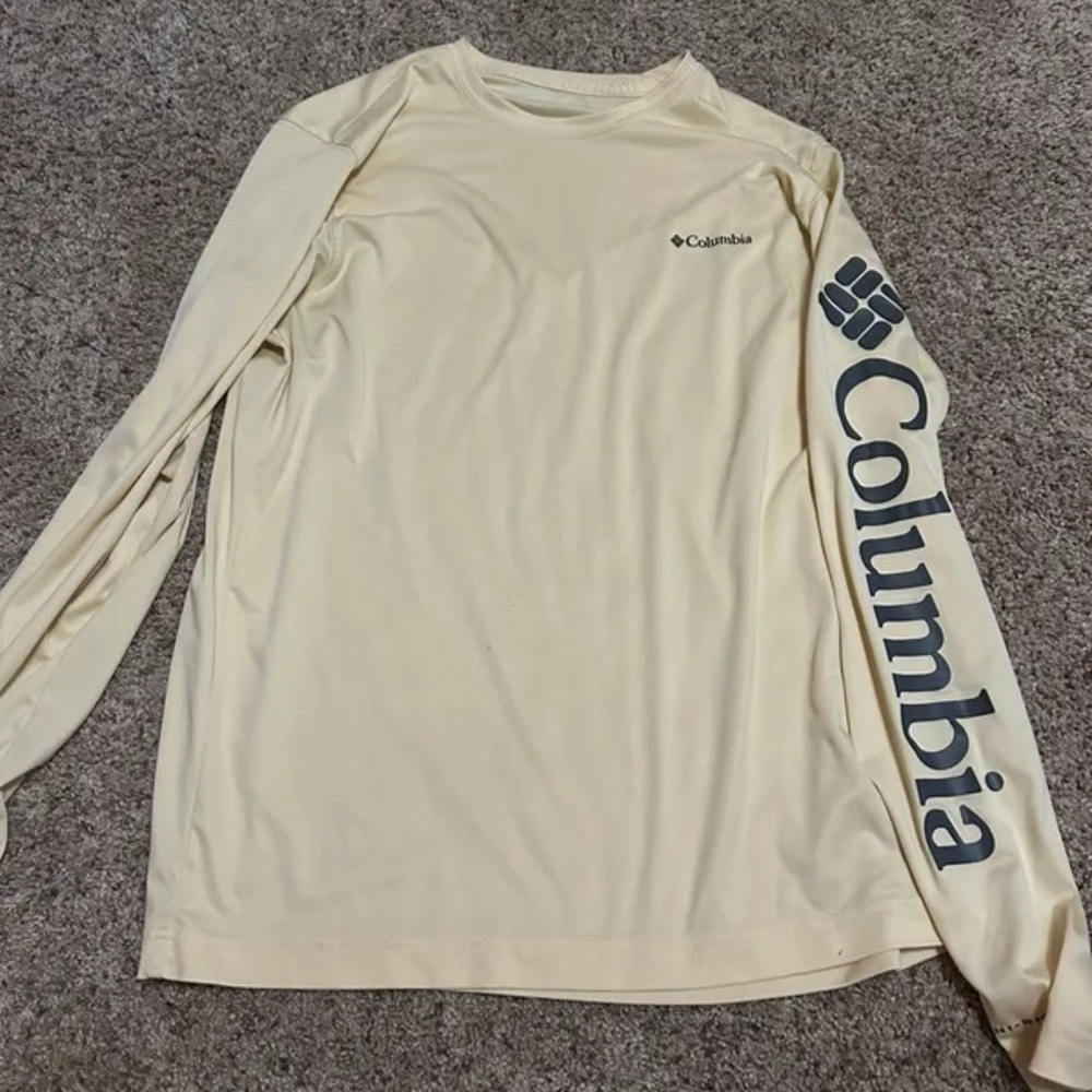 Columbia Light Yellow Long Sleeve Shirt